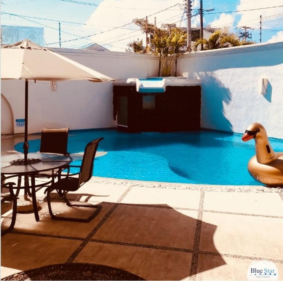 Hotel Blue Star Cancún Eksteriør billede