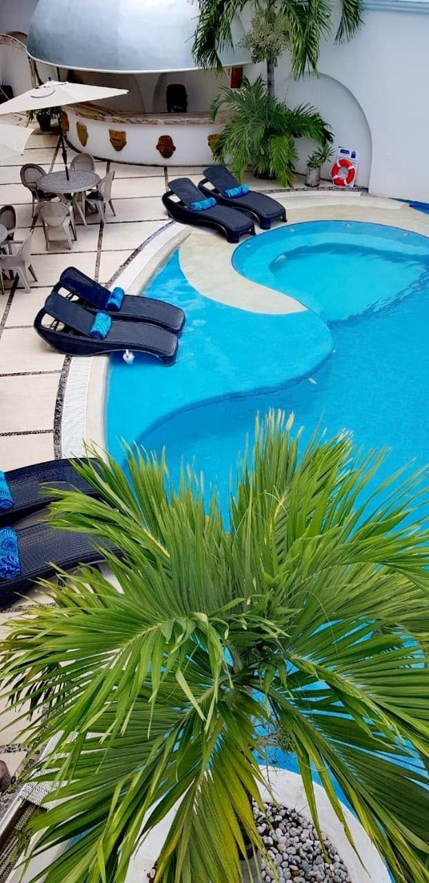 Hotel Blue Star Cancún Eksteriør billede