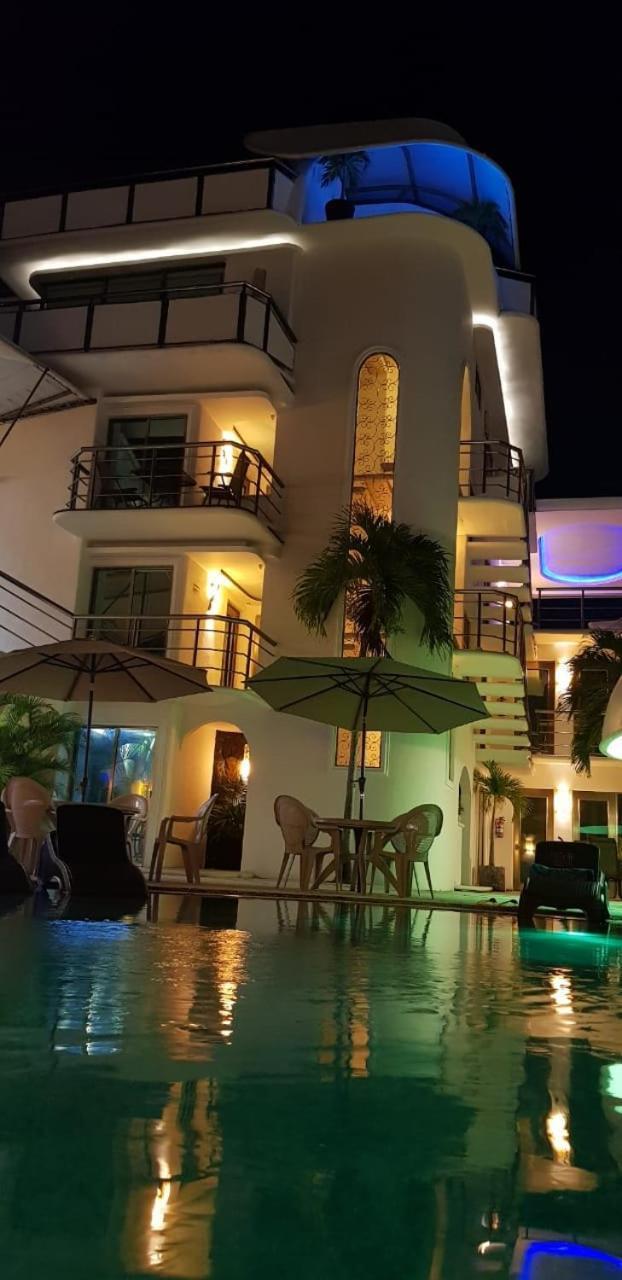 Hotel Blue Star Cancún Eksteriør billede